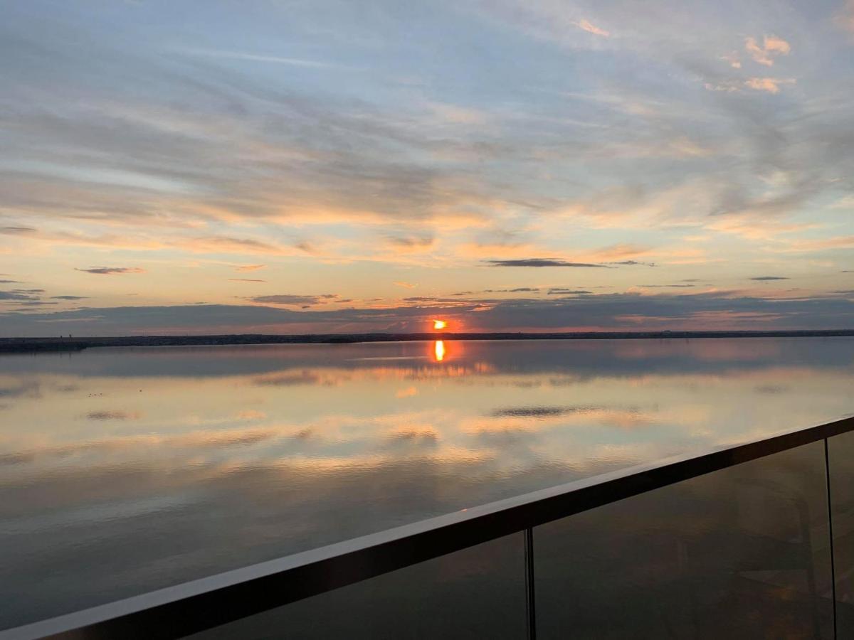 Apartment Sunset Lake View Mamaia Luaran gambar